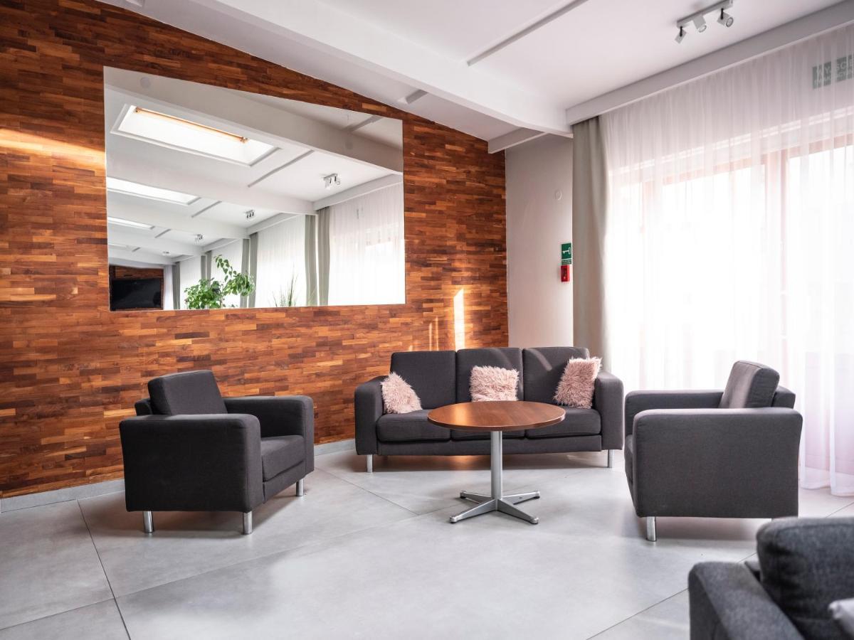 Hotel Europa スタラホビツェ エクステリア 写真