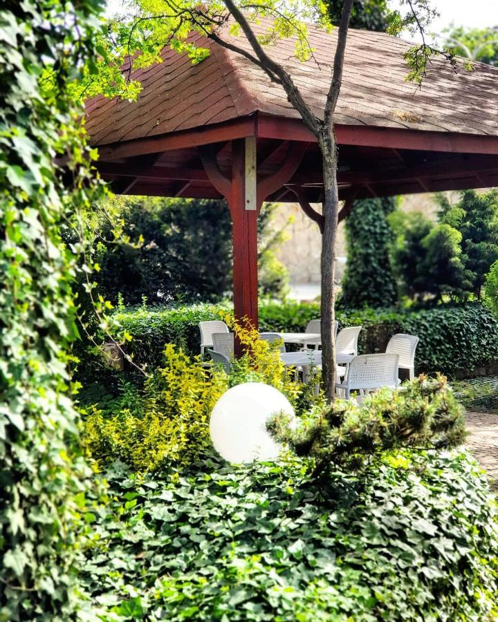 Hotel Europa スタラホビツェ エクステリア 写真