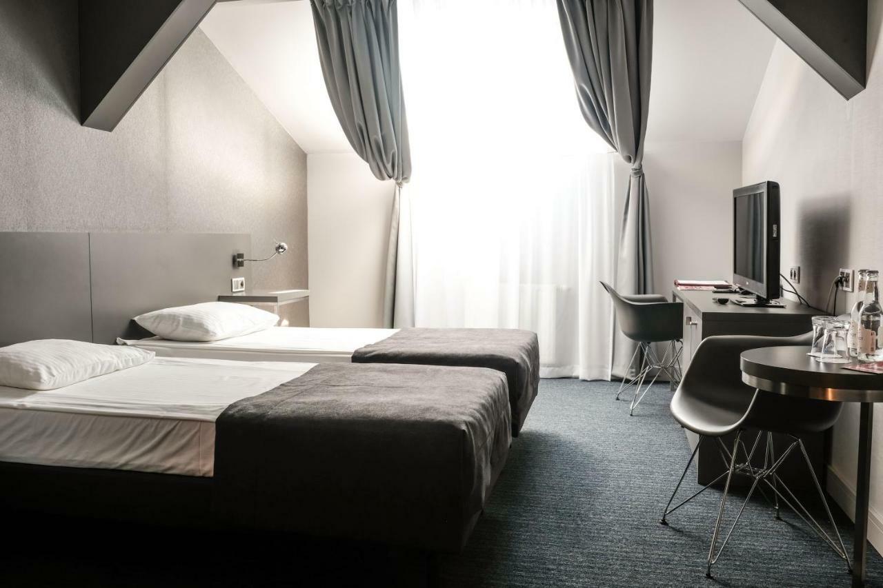 Hotel Europa スタラホビツェ エクステリア 写真