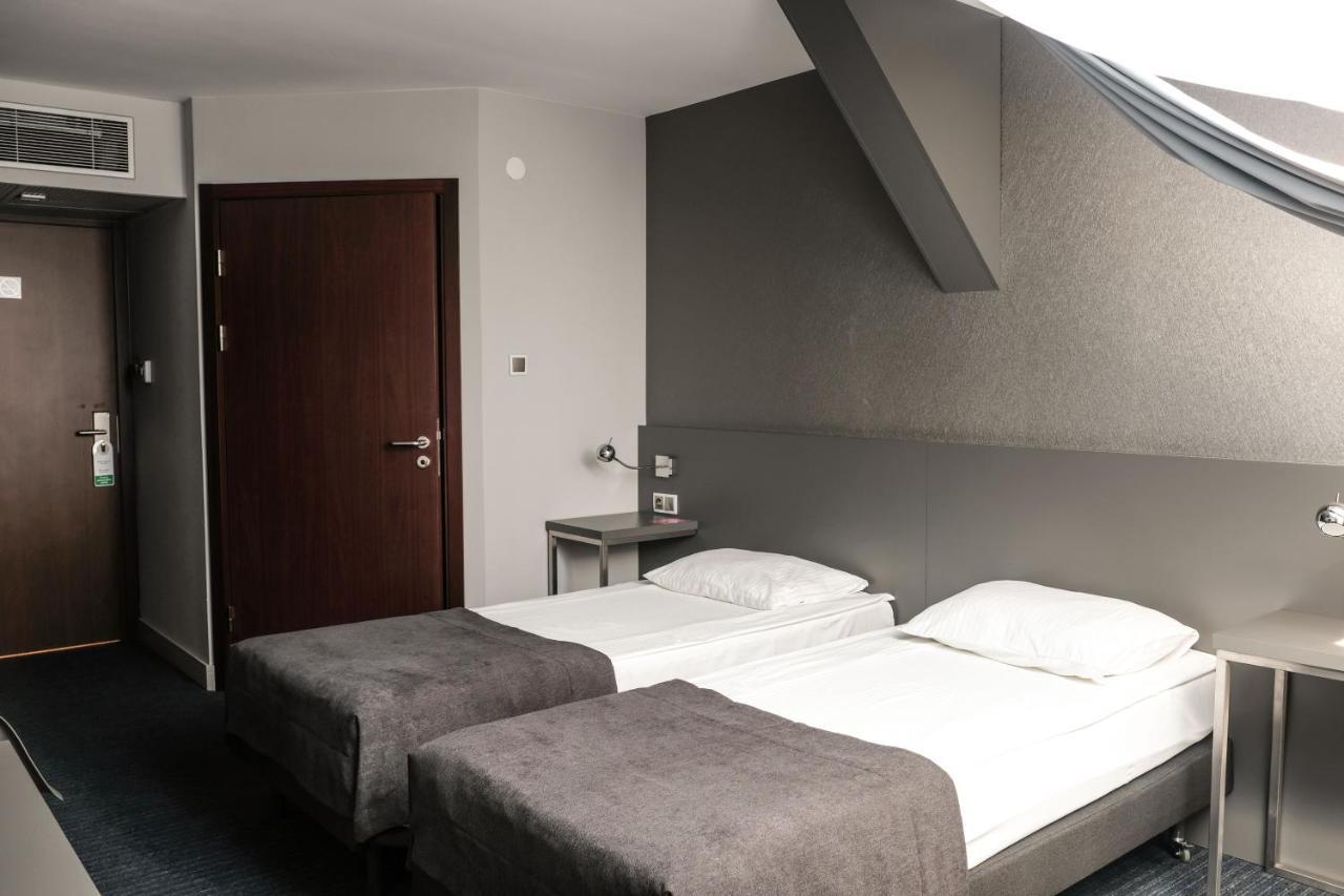 Hotel Europa スタラホビツェ エクステリア 写真